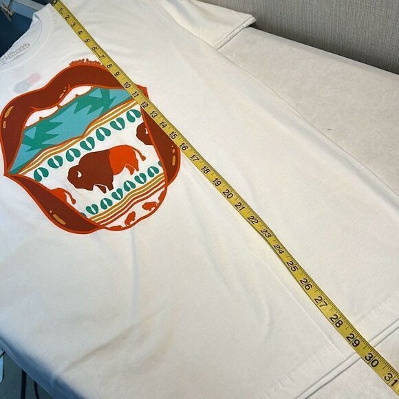 NEW Wild Junkie Colorful Buffalo Tshirt Sz Large Short Sleeve White Western Sout - Picture 6 of 6
